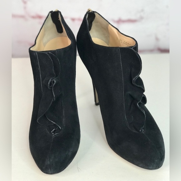 VALENTINO GARAVANI Suede Ruffle Ankle Booties Black Suede Heels SIZE 39 EU - Picture 12 of 16